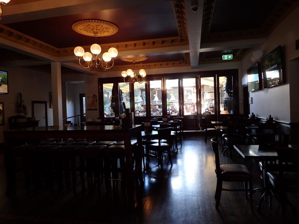 The Glenferrie Hotel Hawthorn Exterior photo